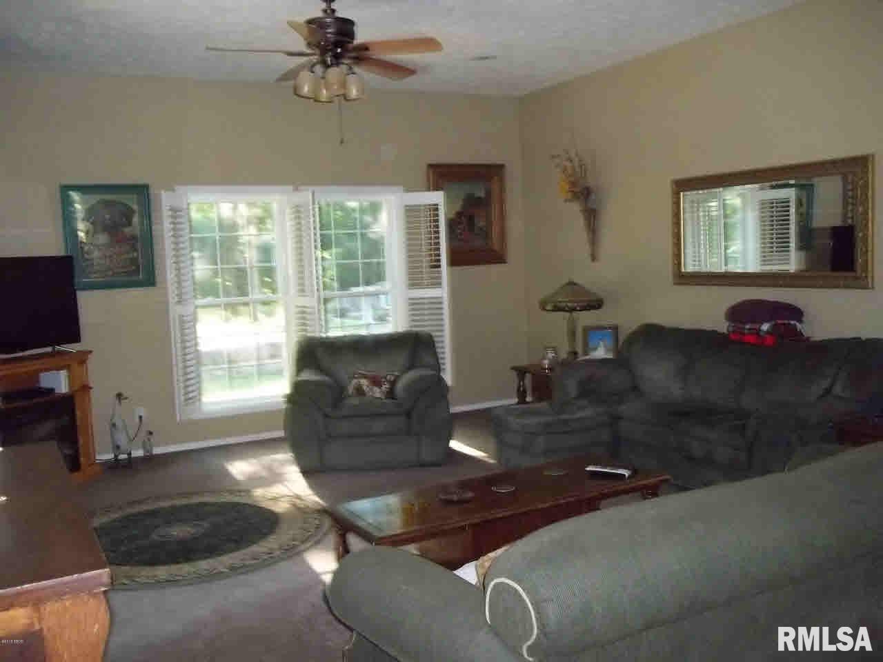 1621 Russell Road West Frankfort, IL 62896 - Photo 47 of 50 Gallery Image 47
