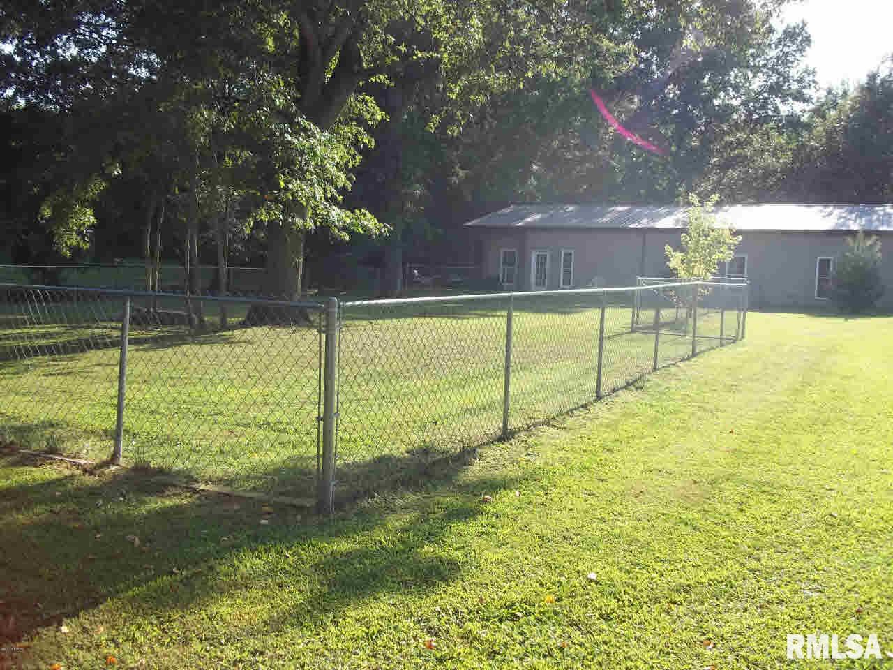 1621 Russell Road West Frankfort, IL 62896 - Photo 5 of 50 Gallery Image 5