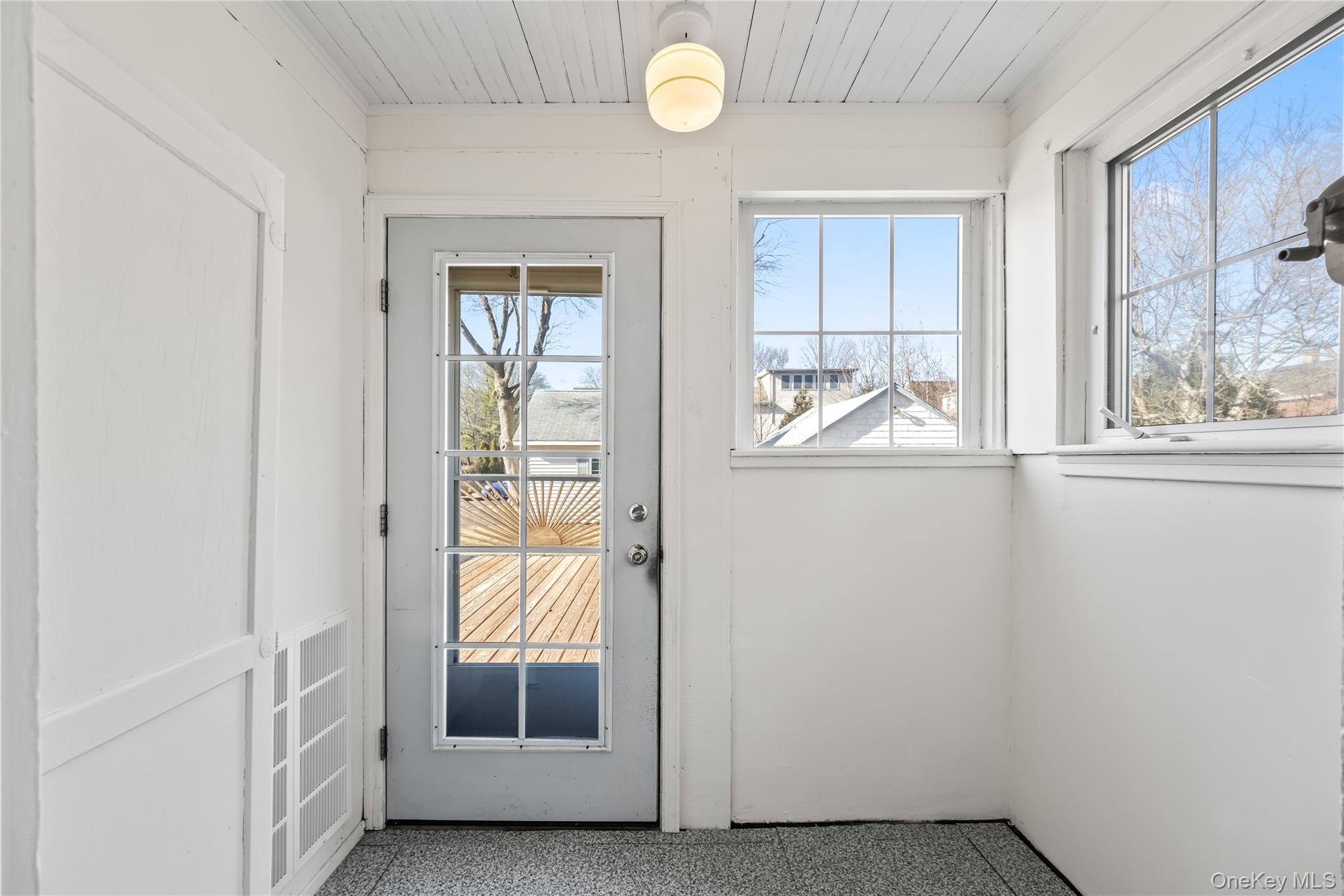 47 Prairie Avenue Suffern, NY 10901 - Photo 30 of 45 a view of empty room with window