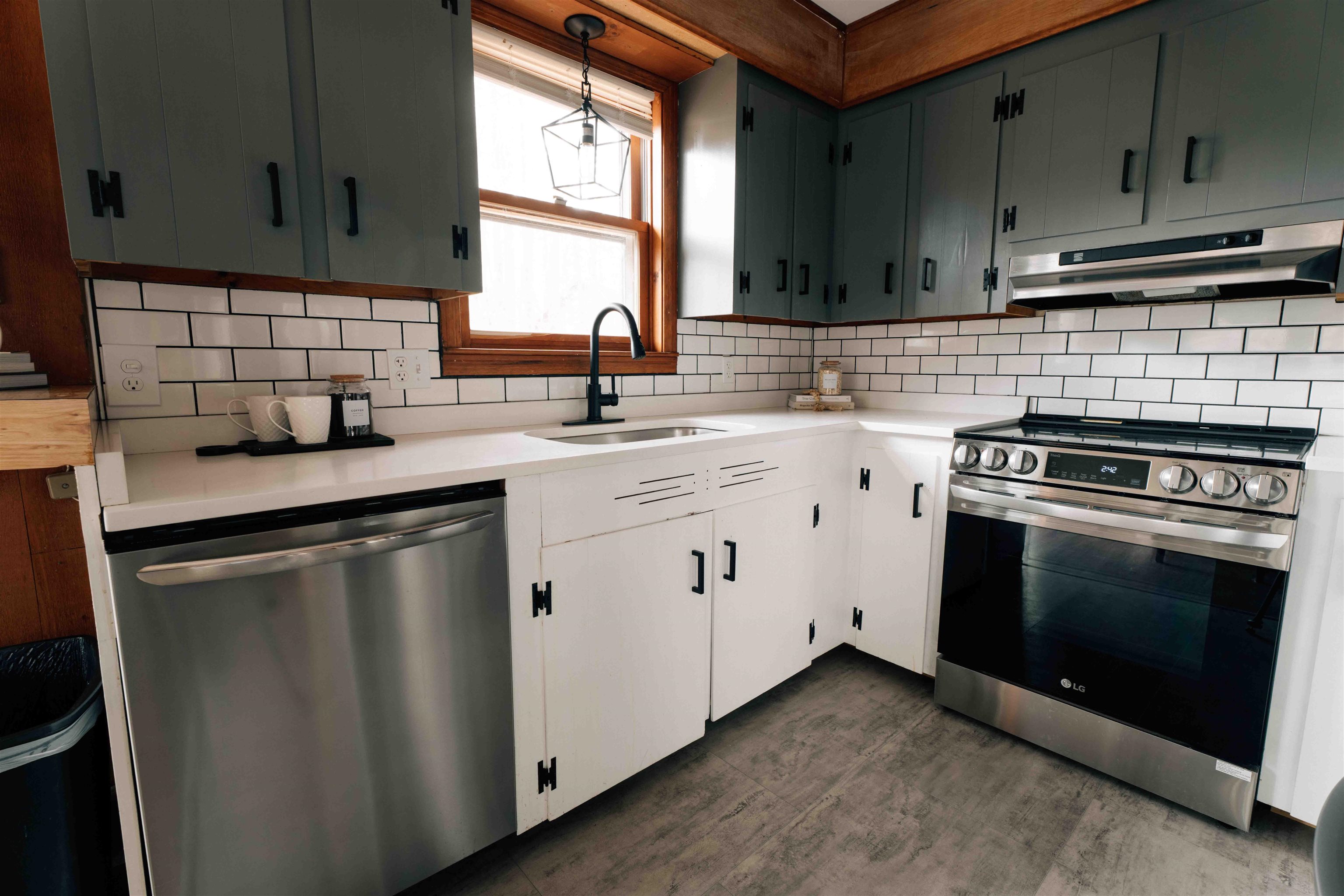 28 Bluffs Boulevard Ossipee, NH 03814 - Photo 13 of 46