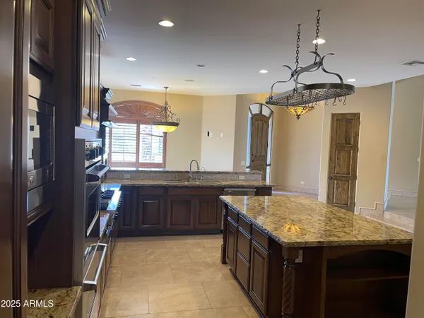 $1,650,000 | 37384 North Boulder View Drive, Scottsdale, AZ 85262
