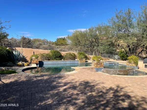 $1,650,000 | 37384 North Boulder View Drive, Scottsdale, AZ 85262
