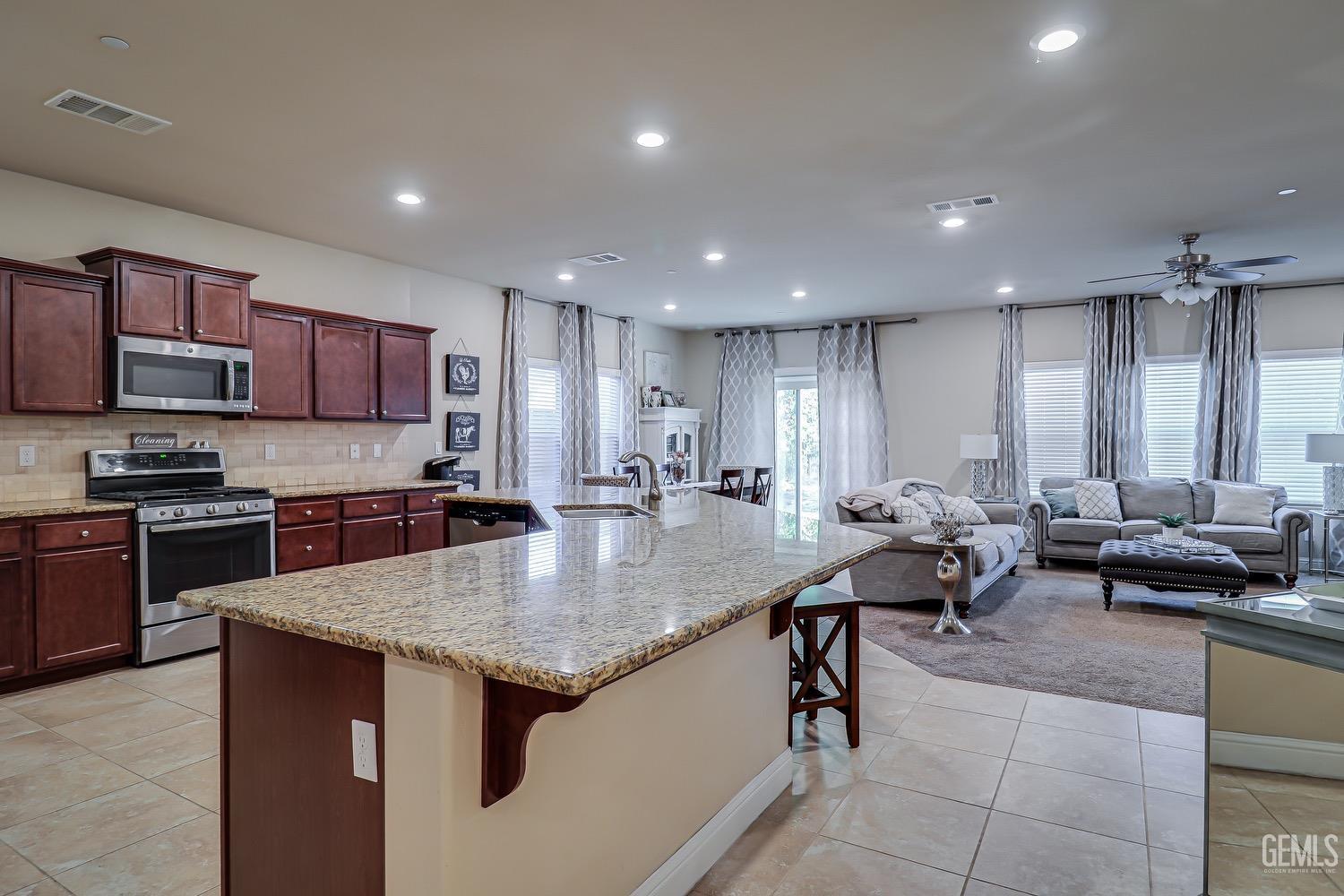 Undisclosed Address Bakersfield, CA 93311 - Photo 27 of 63