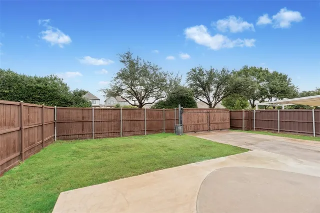 $2,400 | 5628 Phoenix Drive, The Colony, TX 75056