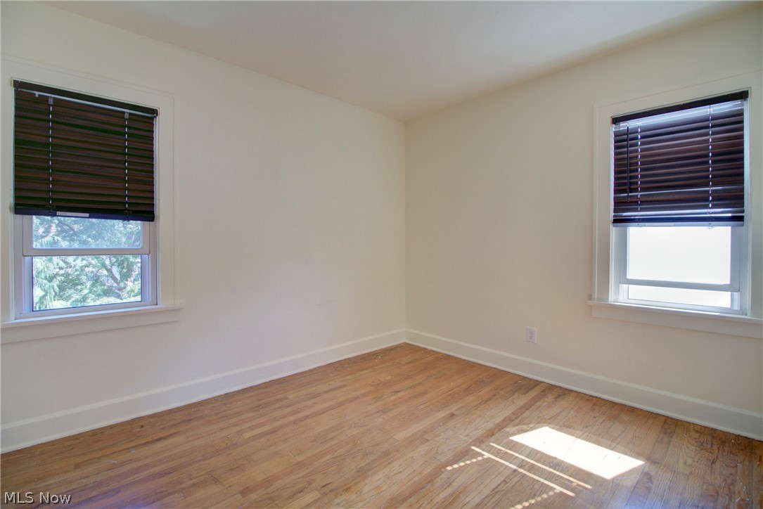 7702 Jameson Road Parma, OH 44129 - Photo 17 of 30