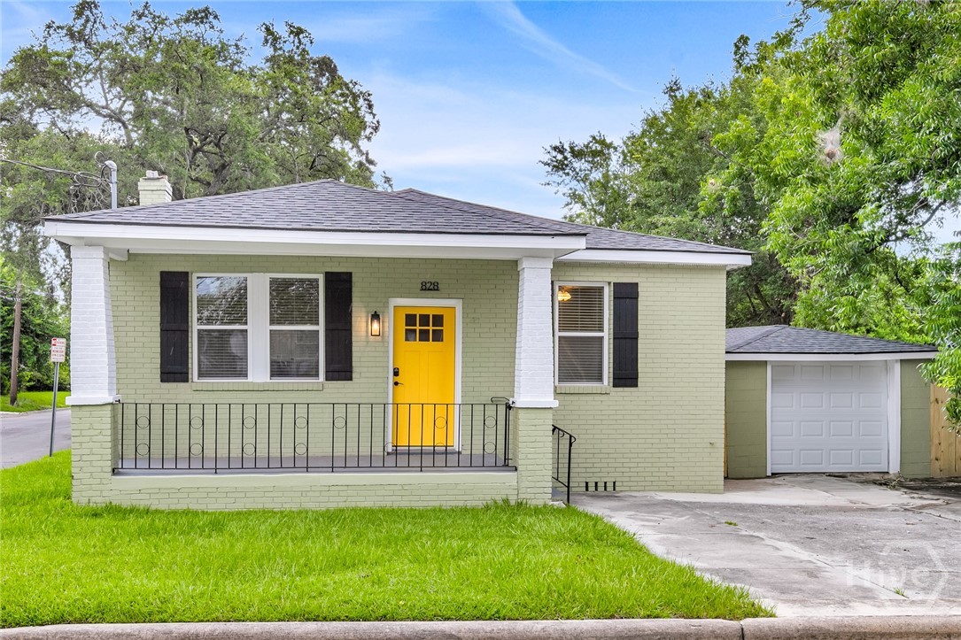 828 West 48th Street Savannah, GA 31405 - Photo 2 of 27