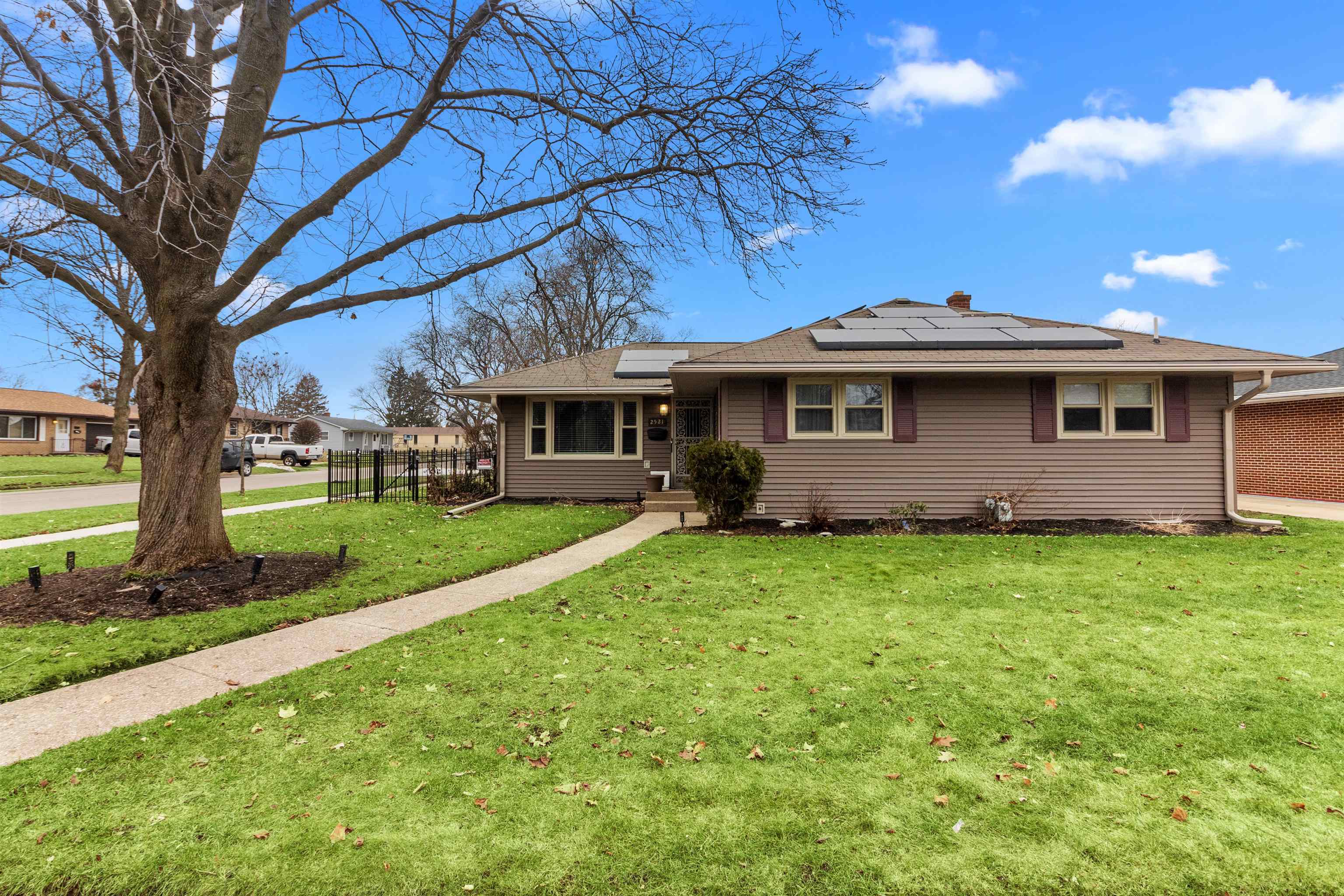 2521 Wisconsin Road Rockford, IL 61108 - Photo 6 of 35 Gallery Image 6