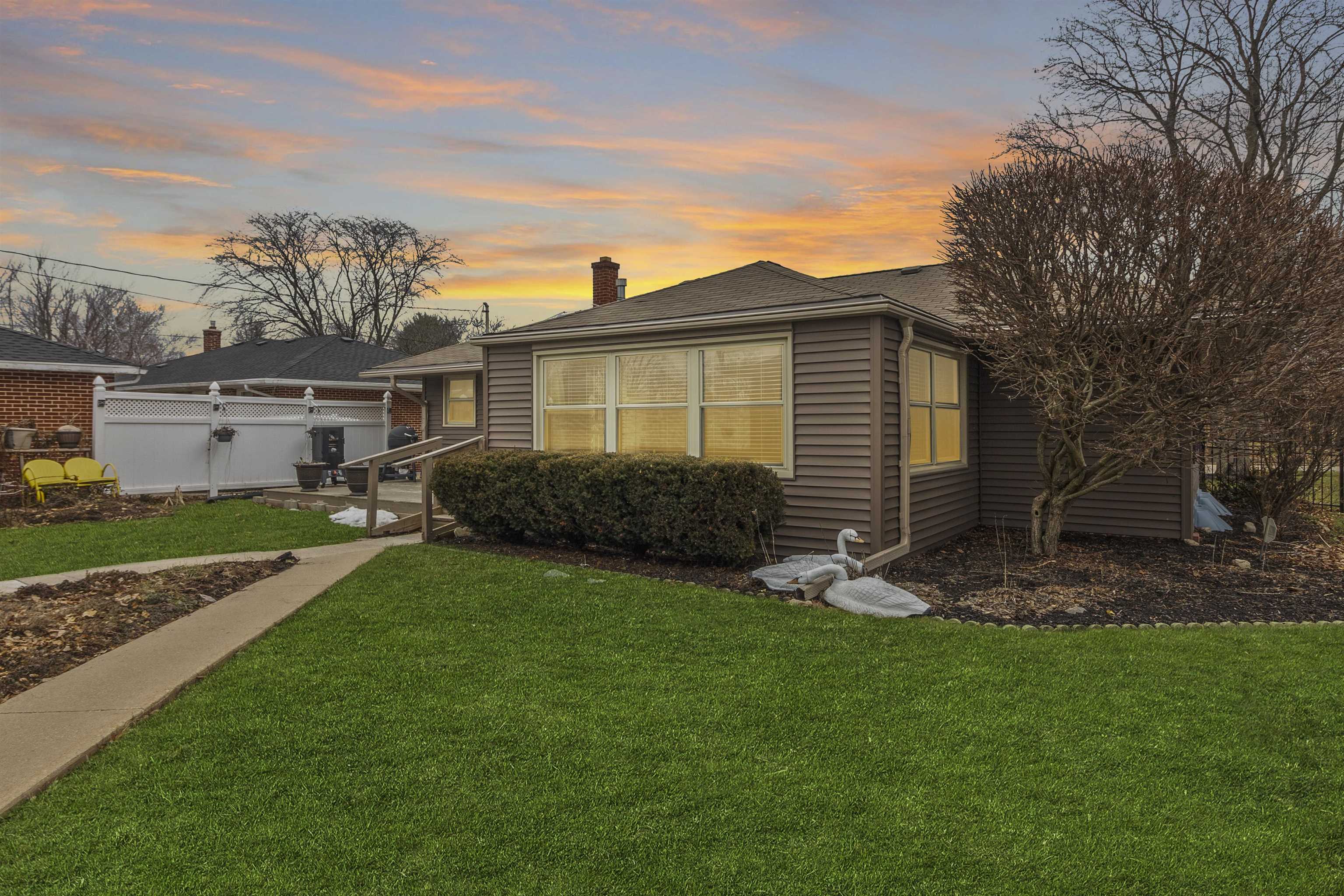 2521 Wisconsin Road Rockford, IL 61108 - Photo 7 of 35 Gallery Image 7