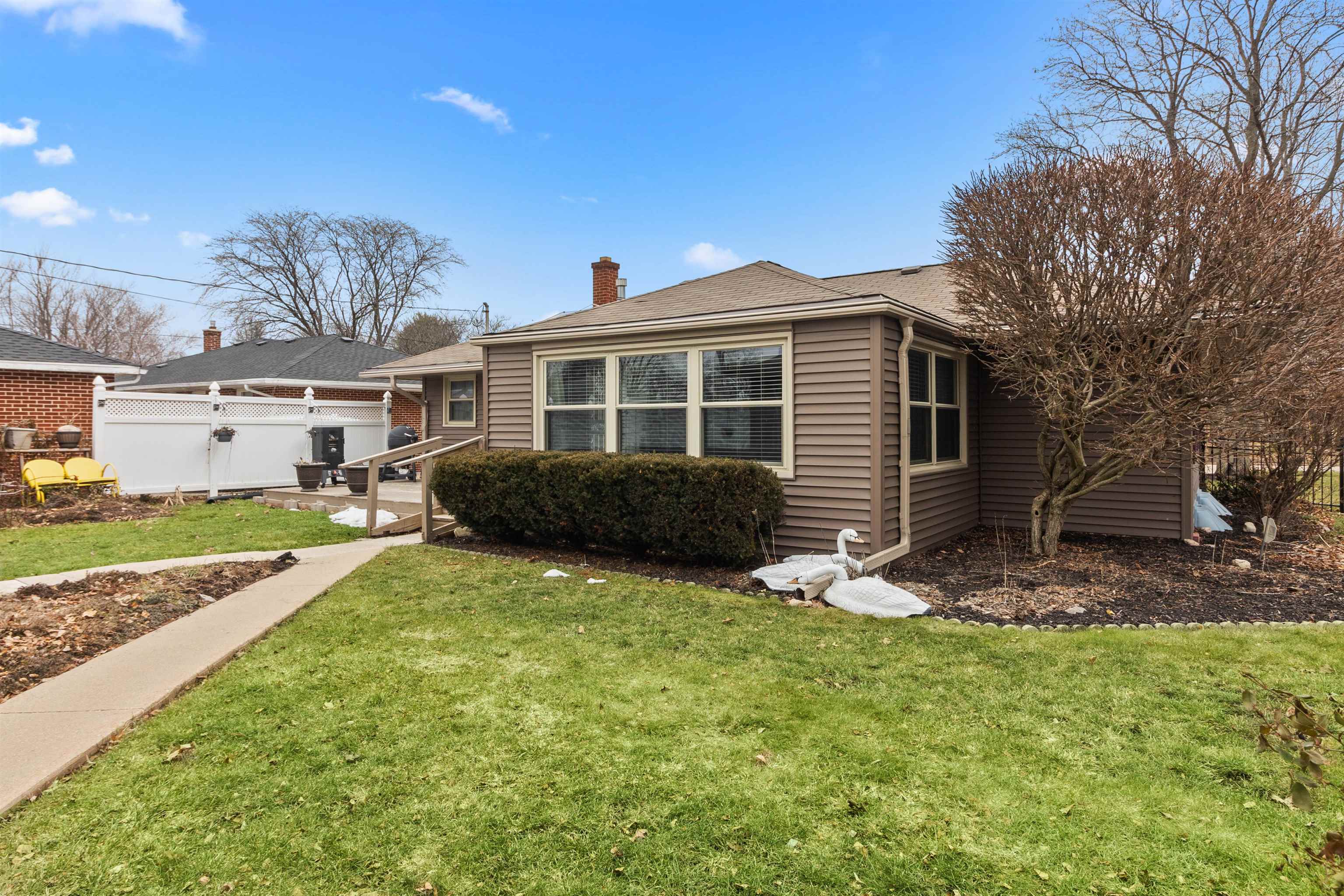2521 Wisconsin Road Rockford, IL 61108 - Photo 8 of 35 Gallery Image 8