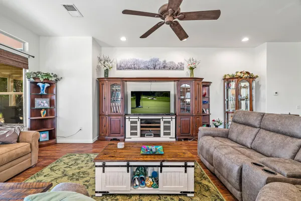 $3,350 | 44129 Royal Troon Drive, Indio, CA 92201