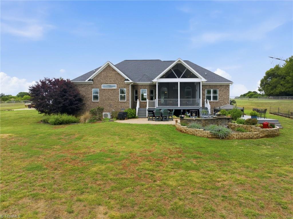2335 Hohn Road High Point, NC 27263 - Photo 34 of 43