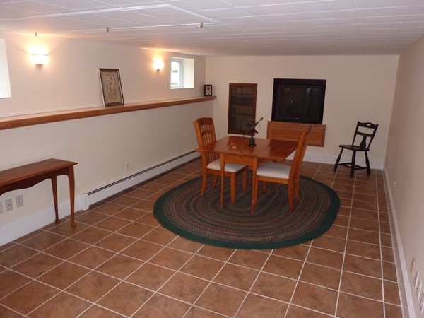 74 Edgemere Road Lynn, MA 01904 - Photo 13 of 21 Gallery Image 13