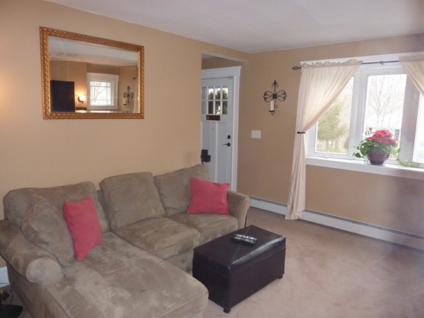 74 Edgemere Road Lynn, MA 01904 - Photo 8 of 21 Gallery Image 8