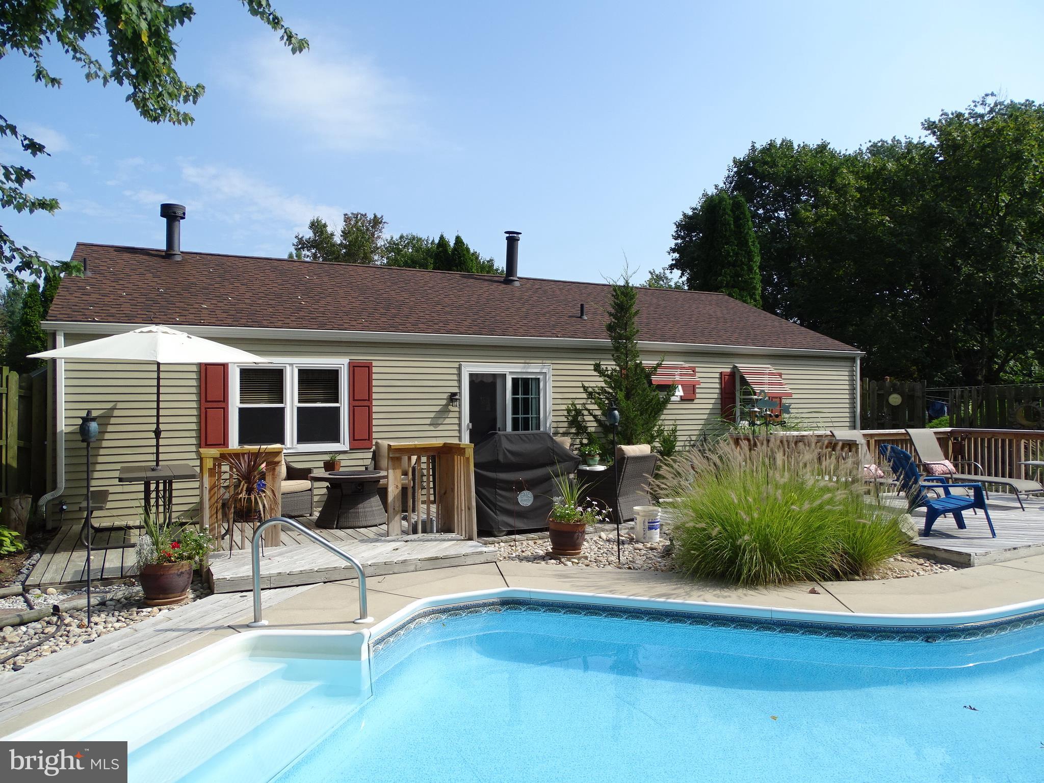 4215 Beaumont Road Dover, PA 17315 - Photo 17 of 31 Gallery Image 17