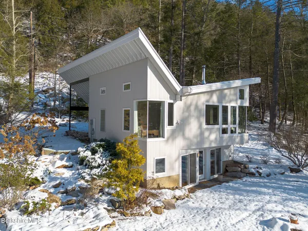 $796,000 | 324 Park Street, Great Barrington, MA 01230