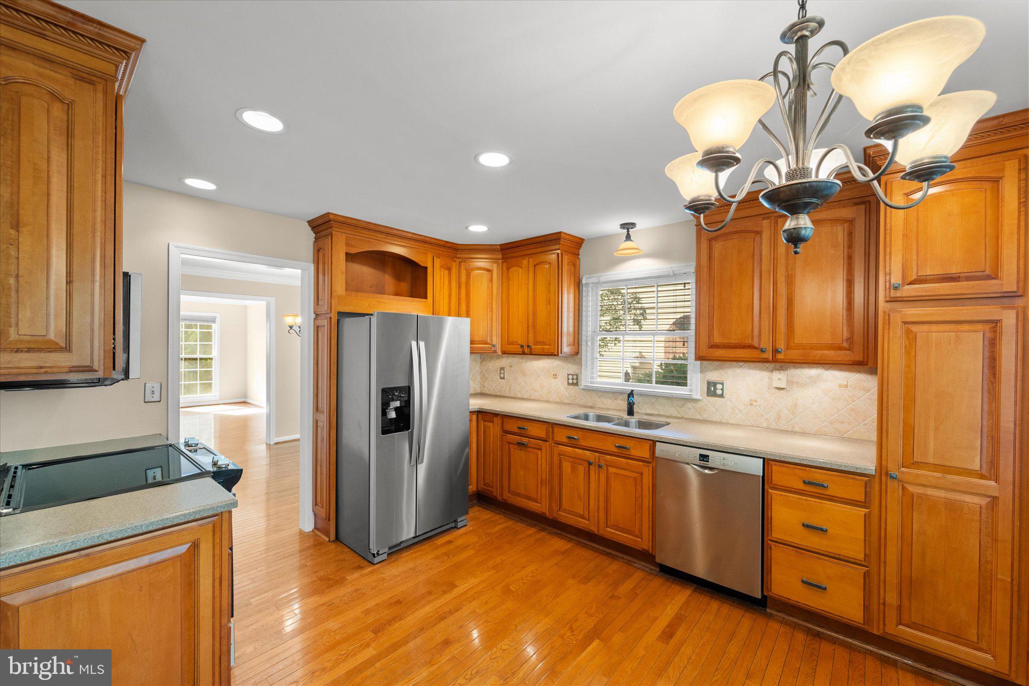 8104 Tall Timber Drive Gainesville, VA 20155 - Photo 12 of 58 Kitchen