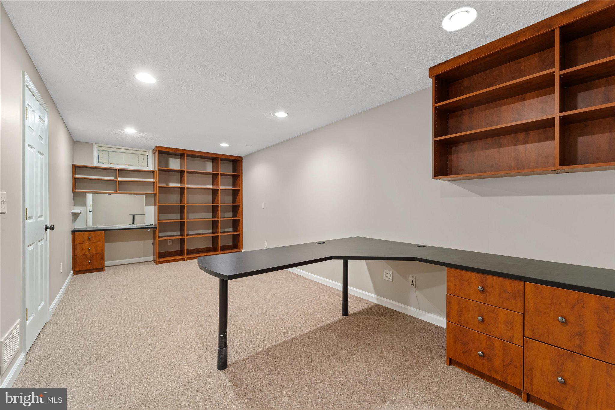 8104 Tall Timber Drive Gainesville, VA 20155 - Photo 40 of 58