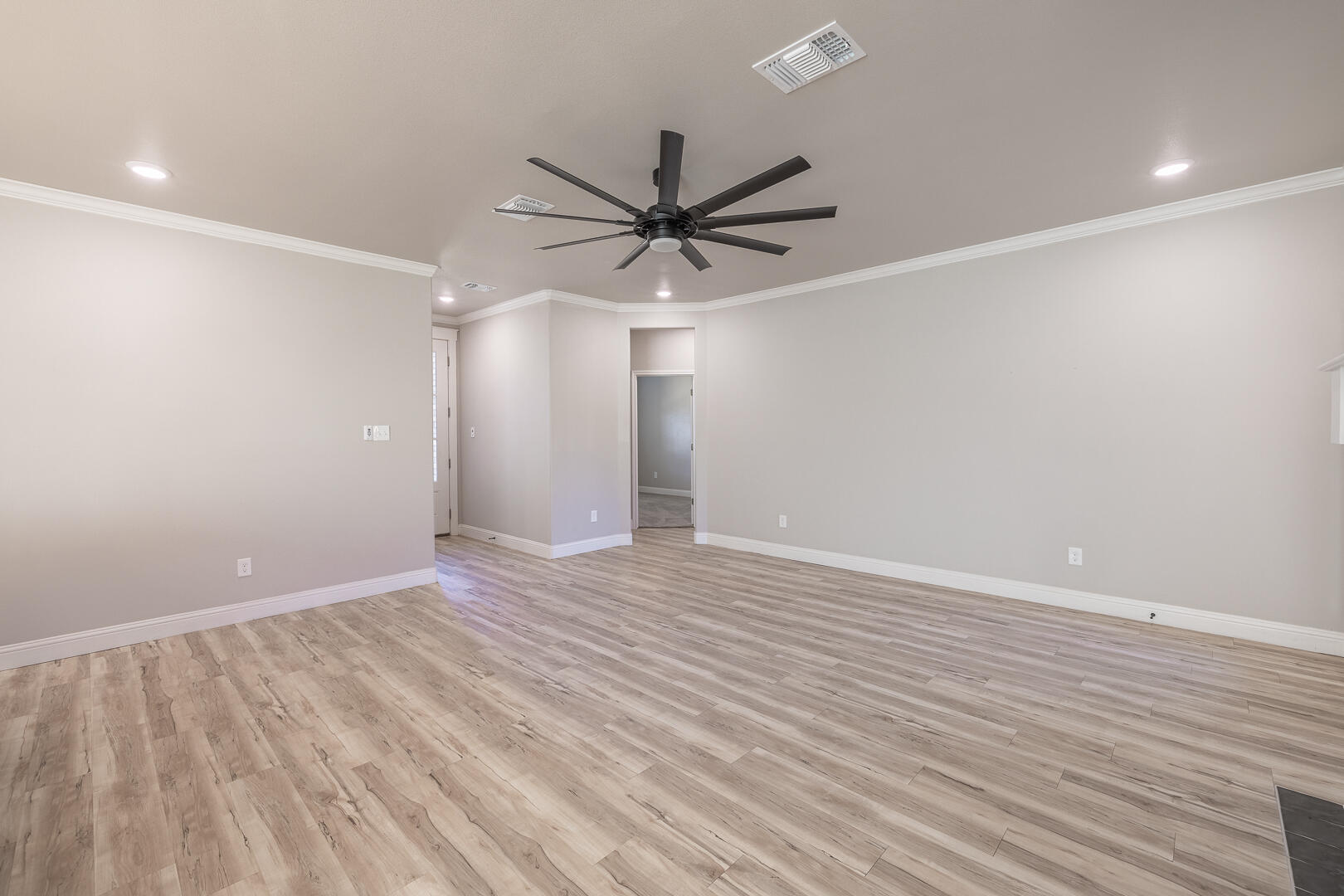 6906 16th Street Lubbock, TX 79416 - Photo 7 of 35 1-12