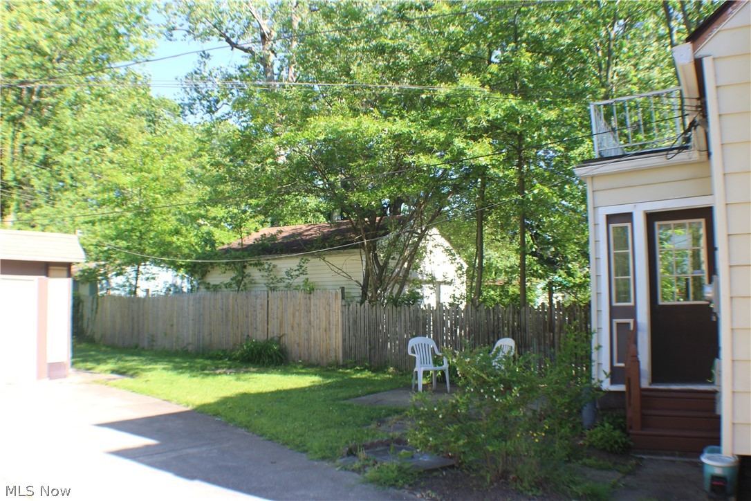 1079 Elbon Road Cleveland Heights, OH 44121 - Photo 25 of 29