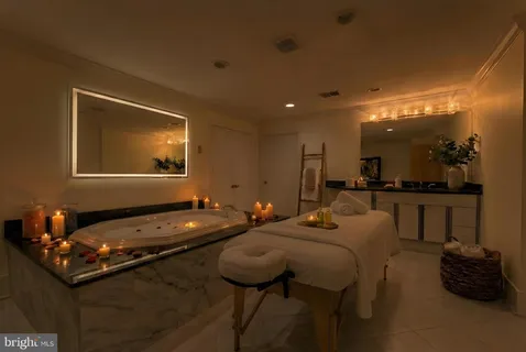 $5,950,000 | 7003 Fawn Trail Court, Bethesda, MD 20817