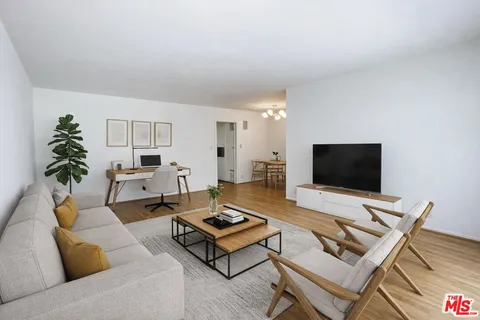 $2,250 | 935 North Alfred Street, Unit 8, Los Angeles, CA 90069