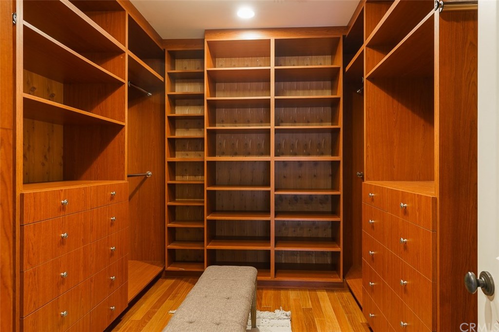 2127 Lyans Drive La Canada Flintridge, CA 91011 - Photo 24 of 57