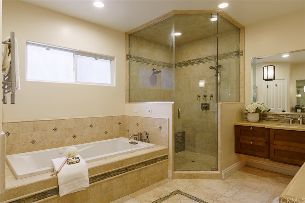 2127 Lyans Drive La Canada Flintridge, CA 91011 - Photo 26 of 57