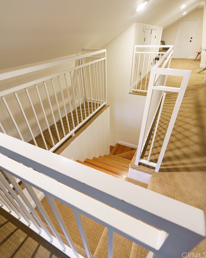 2127 Lyans Drive La Canada Flintridge, CA 91011 - Photo 32 of 57