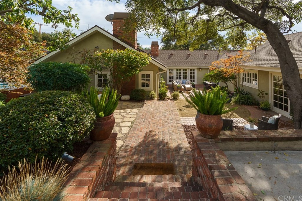 2127 Lyans Drive La Canada Flintridge, CA 91011 - Photo 43 of 57