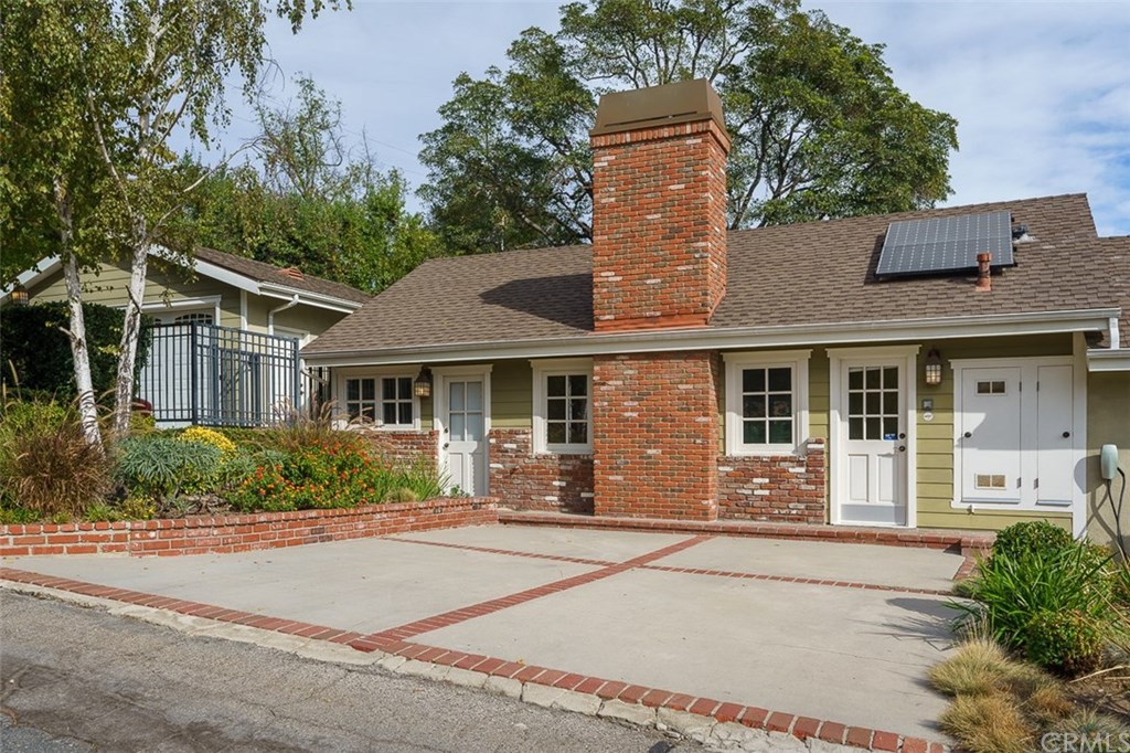 2127 Lyans Drive La Canada Flintridge, CA 91011 - Photo 46 of 57