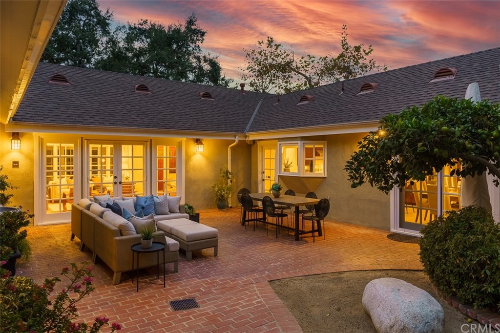 2127 Lyans Drive La Canada Flintridge, CA 91011 - Photo 51 of 57