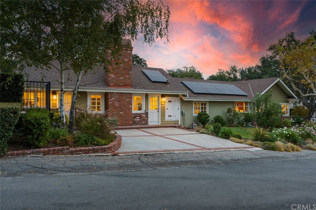 2127 Lyans Drive La Canada Flintridge, CA 91011 - Photo 55 of 57