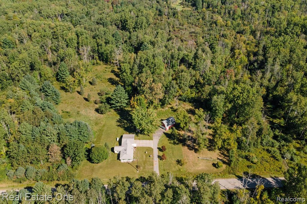 4575 Cummings Road Rhodes, MI 48652 - Photo 4 of 40