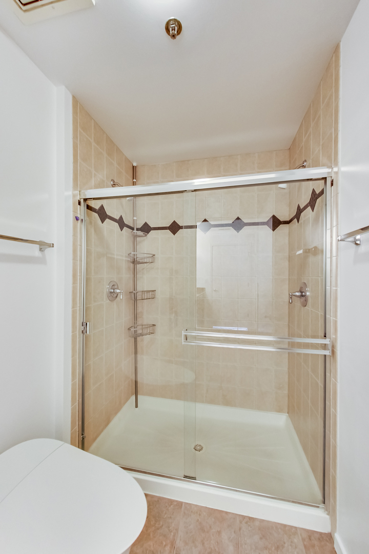 933 West Van Buren Street, Unit 912 Chicago, IL 60607 - Photo 15 of 31