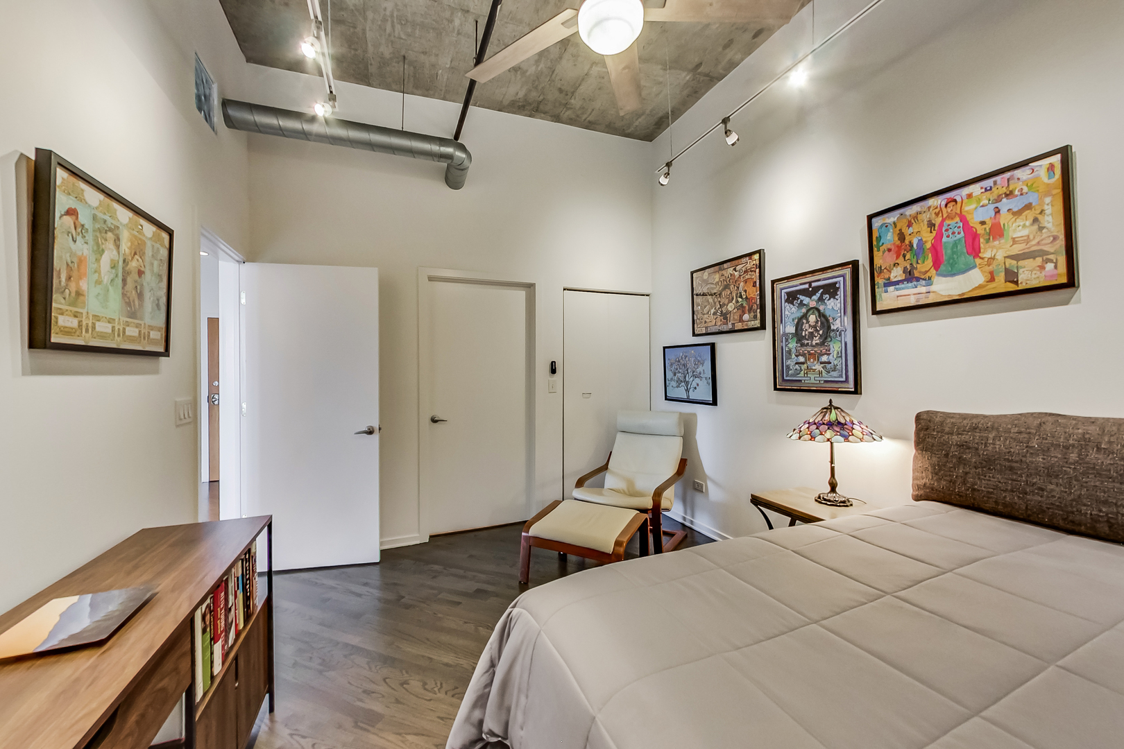933 West Van Buren Street, Unit 912 Chicago, IL 60607 - Photo 17 of 31