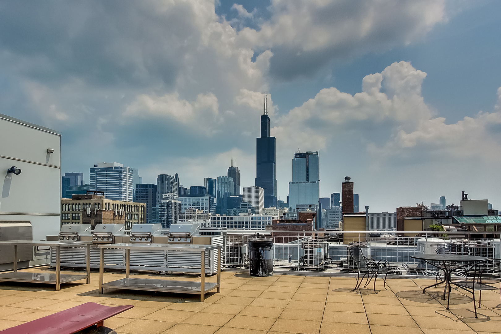 933 West Van Buren Street, Unit 912 Chicago, IL 60607 - Photo 25 of 31