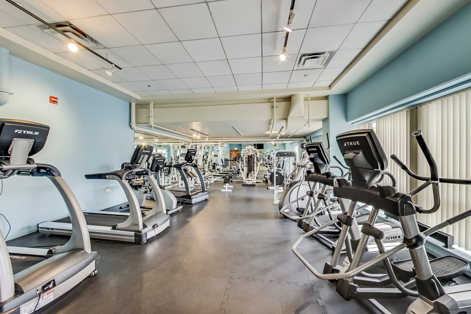 933 West Van Buren Street, Unit 912 Chicago, IL 60607 - Photo 28 of 31