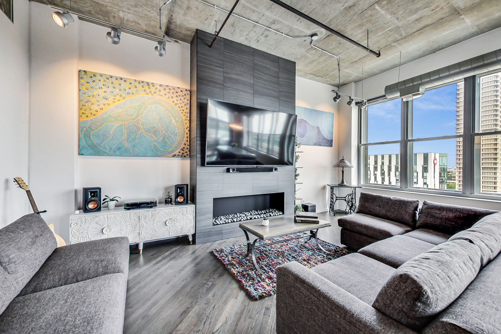 933 West Van Buren Street, Unit 912 Chicago, IL 60607 - Photo 7 of 31