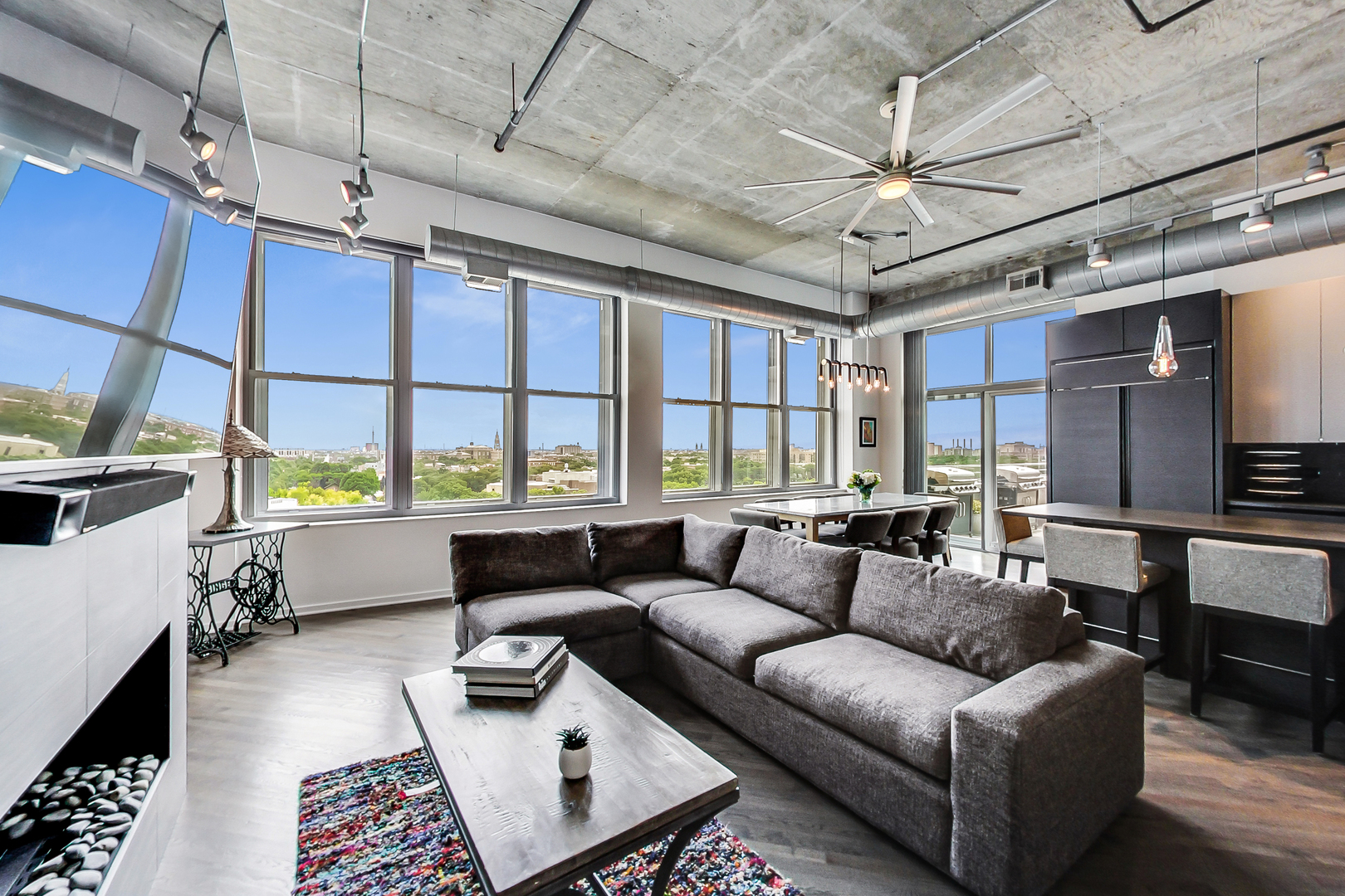 933 West Van Buren Street, Unit 912 Chicago, IL 60607 - Photo 8 of 31