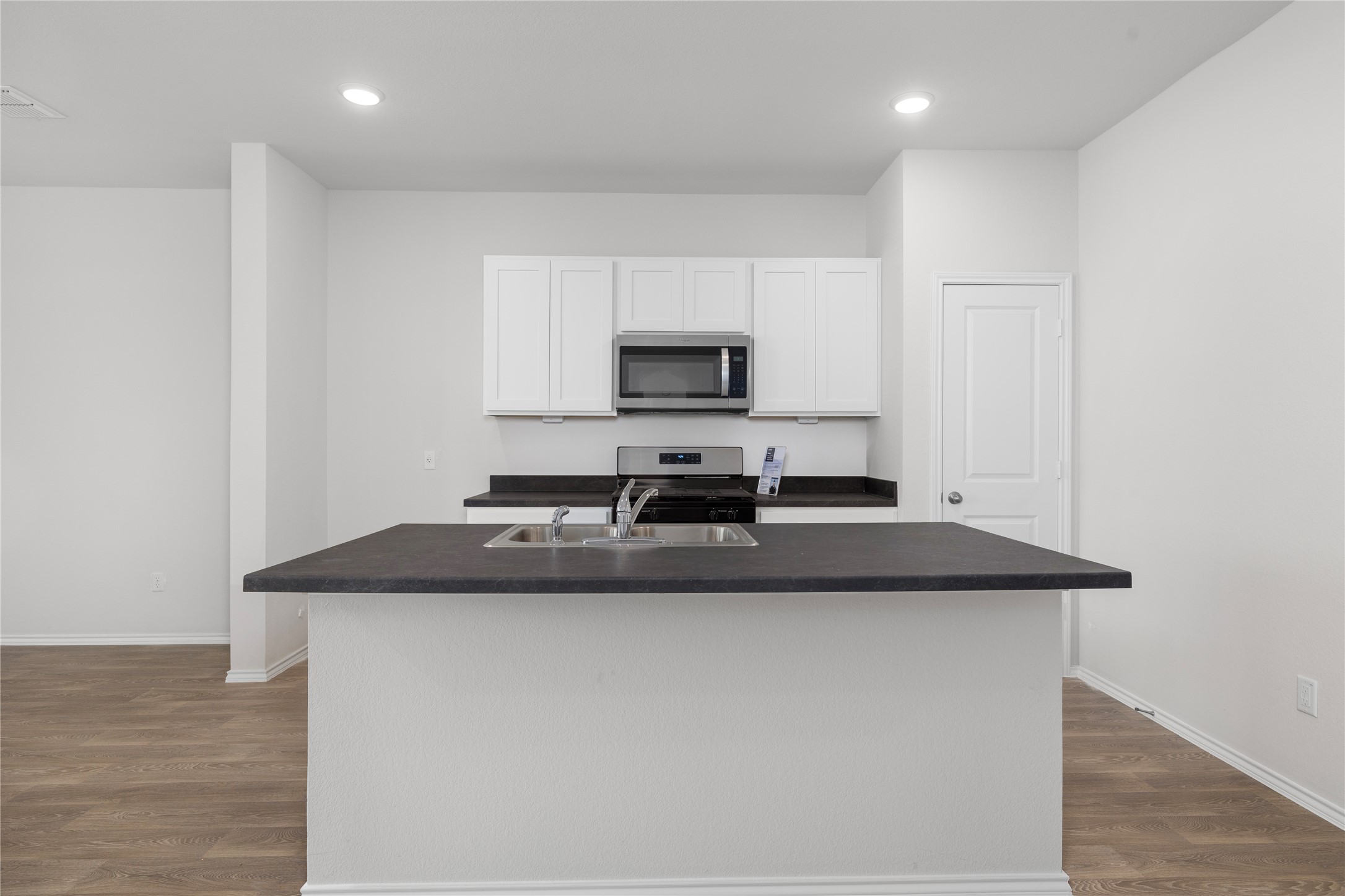 133 Varner Way Lockhart, TX 78644 - Photo 4 of 14