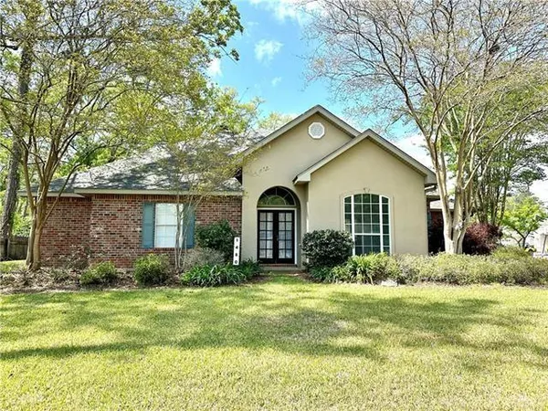 $2,900 | 1480 Albert Street, Mandeville, LA 70448