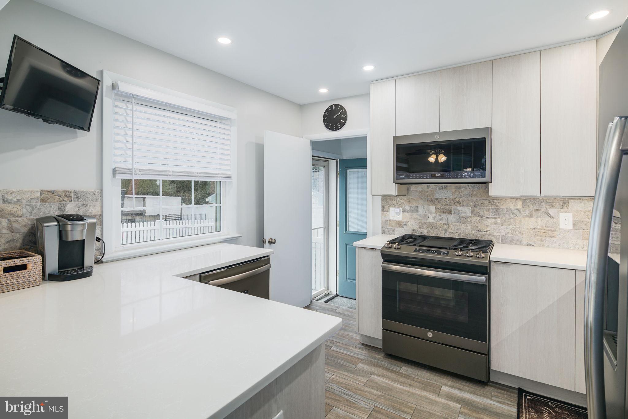 407 Hillside Lane Haddonfield, NJ 08033 - Photo 10 of 30