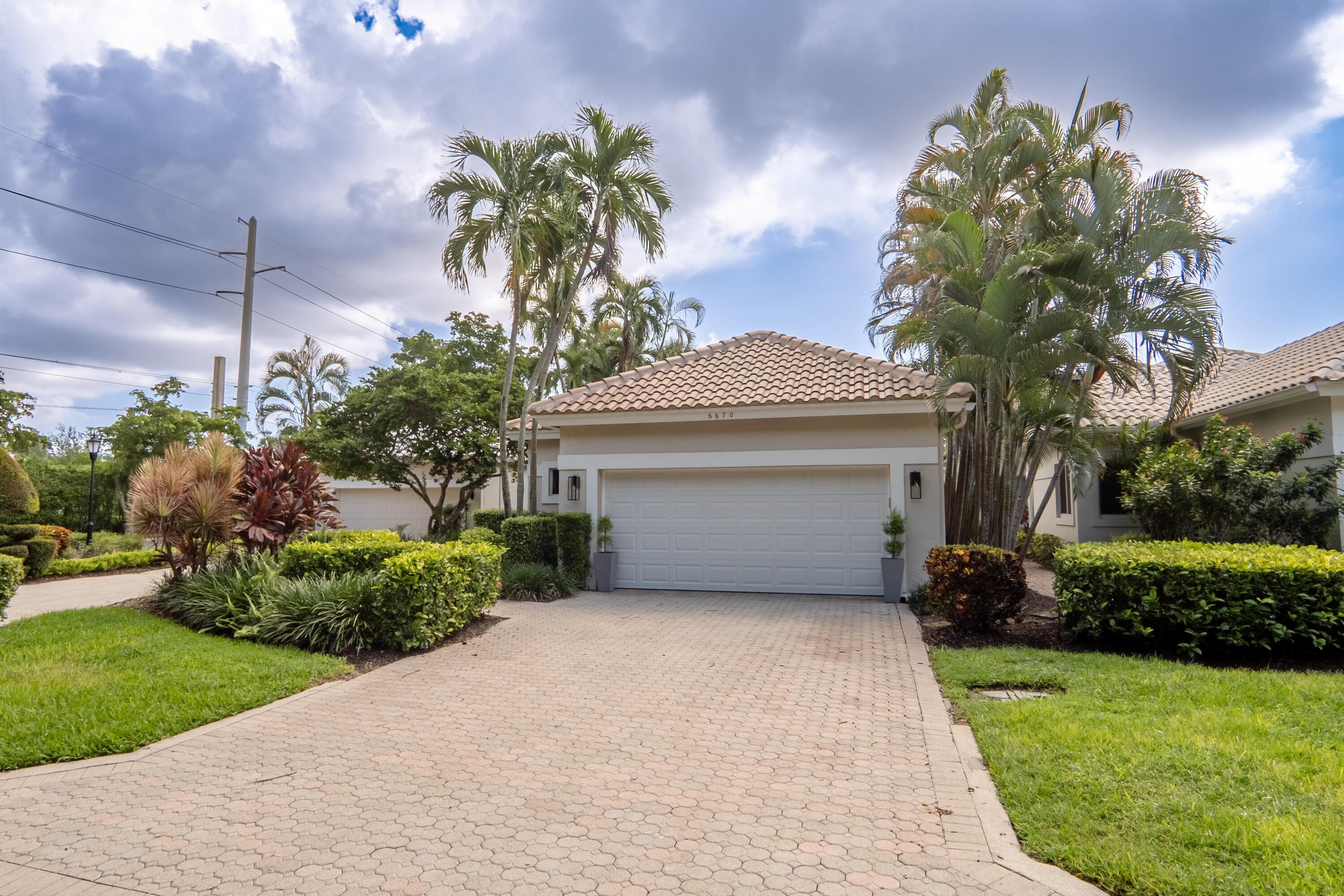 6670 Northwest 27th Avenue Boca Raton, FL 33496 - Photo 1 of 43 3JS03148-HDR