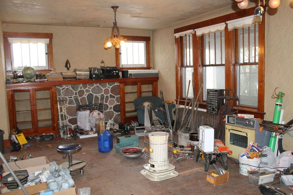 614 New Castle Road Butler, PA 16001 - Photo 3 of 16