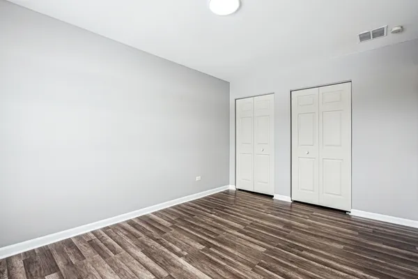 $3,000 | 10406 Waterford Drive, Unit 2, Westchester, IL 60154