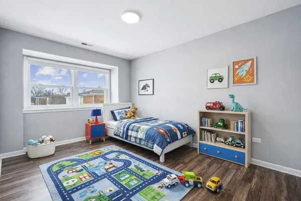 $3,000 | 10406 Waterford Drive, Unit 2, Westchester, IL 60154