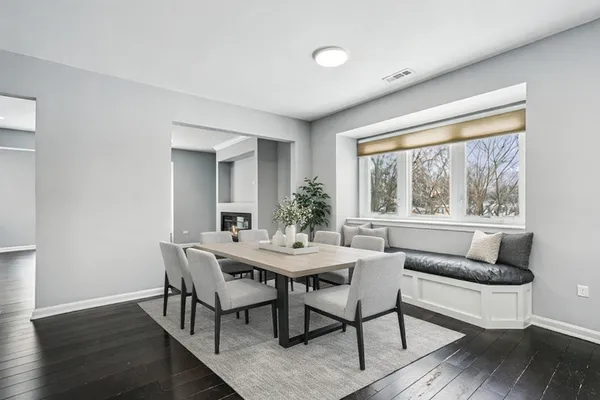 $3,000 | 10406 Waterford Drive, Unit 2, Westchester, IL 60154