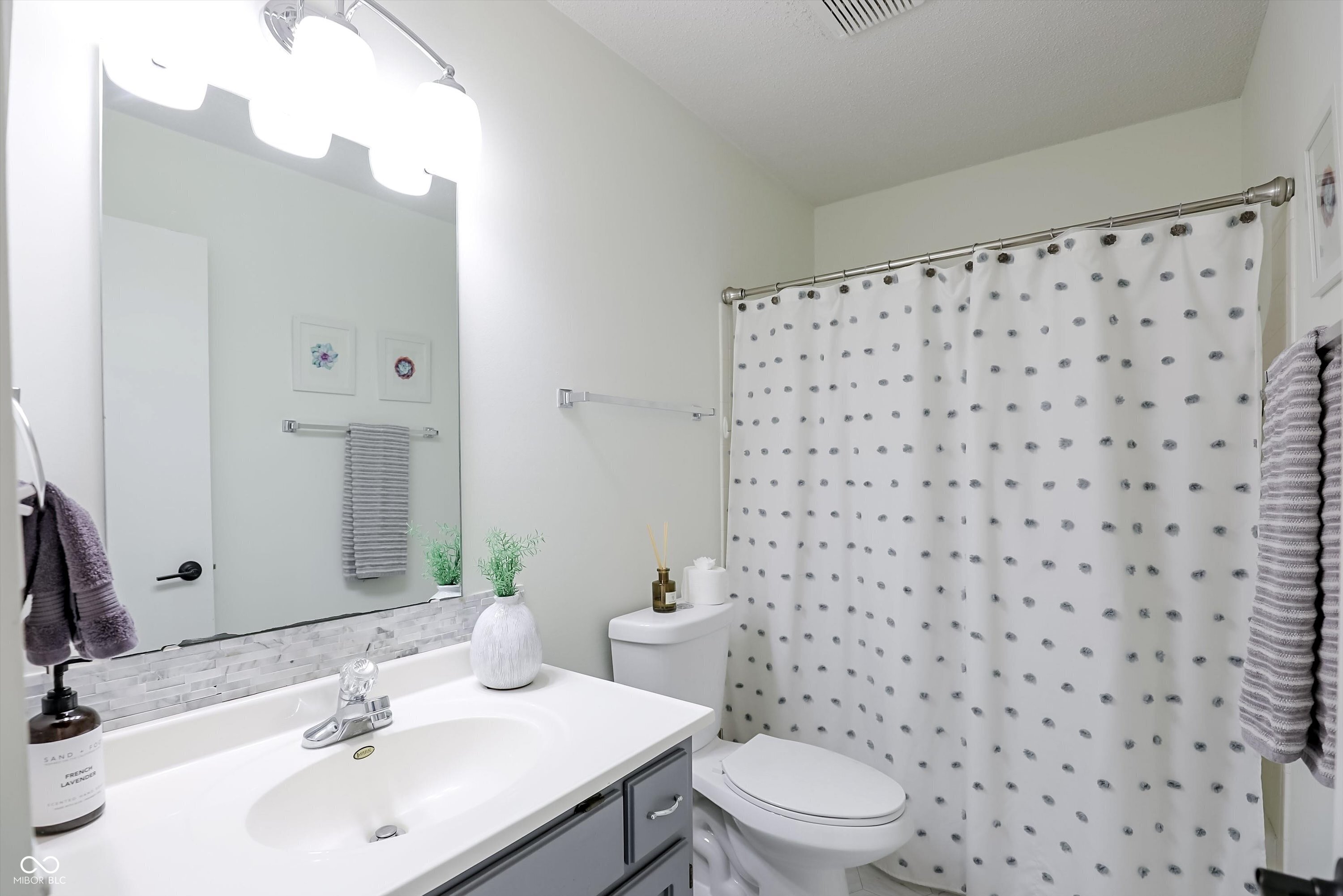12433 Brompton Road Carmel, IN 46033 - Photo 28 of 46 Gallery Image 28