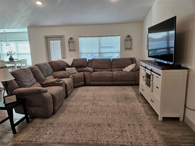 $379,000 | 5094 Southwest 90th Place, Ocala, FL 34476