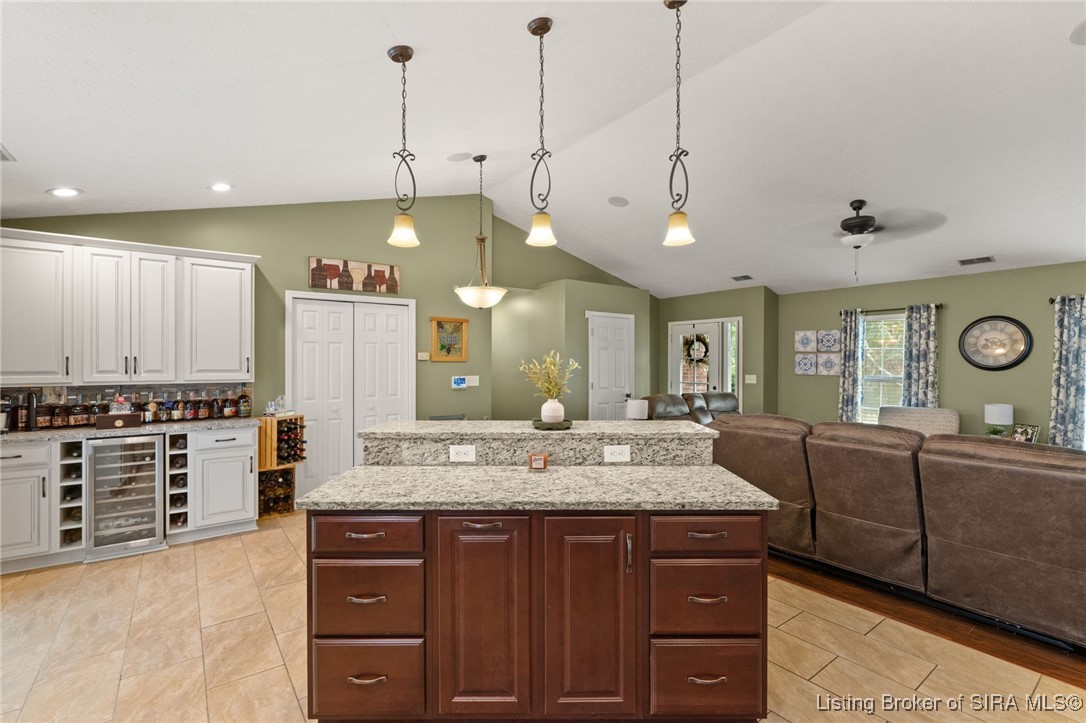 1329 Valley View Road New Albany, IN 47150 - Photo 16 of 35